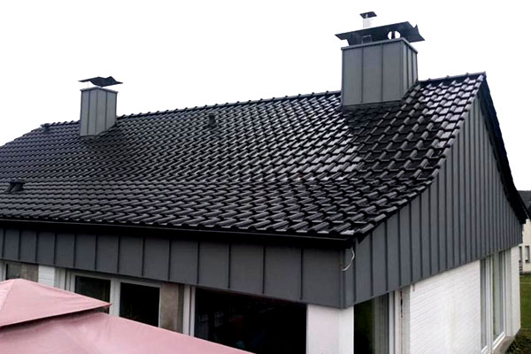 Tonziegel-Dach